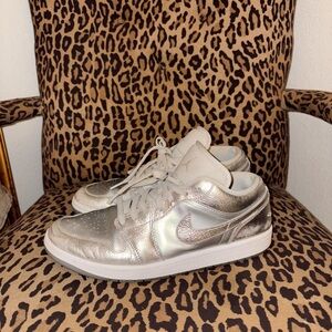 Nike Women's Metallic Silver Sneakers